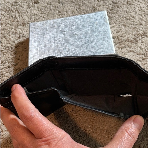 Wallet - Picture 7 of 8